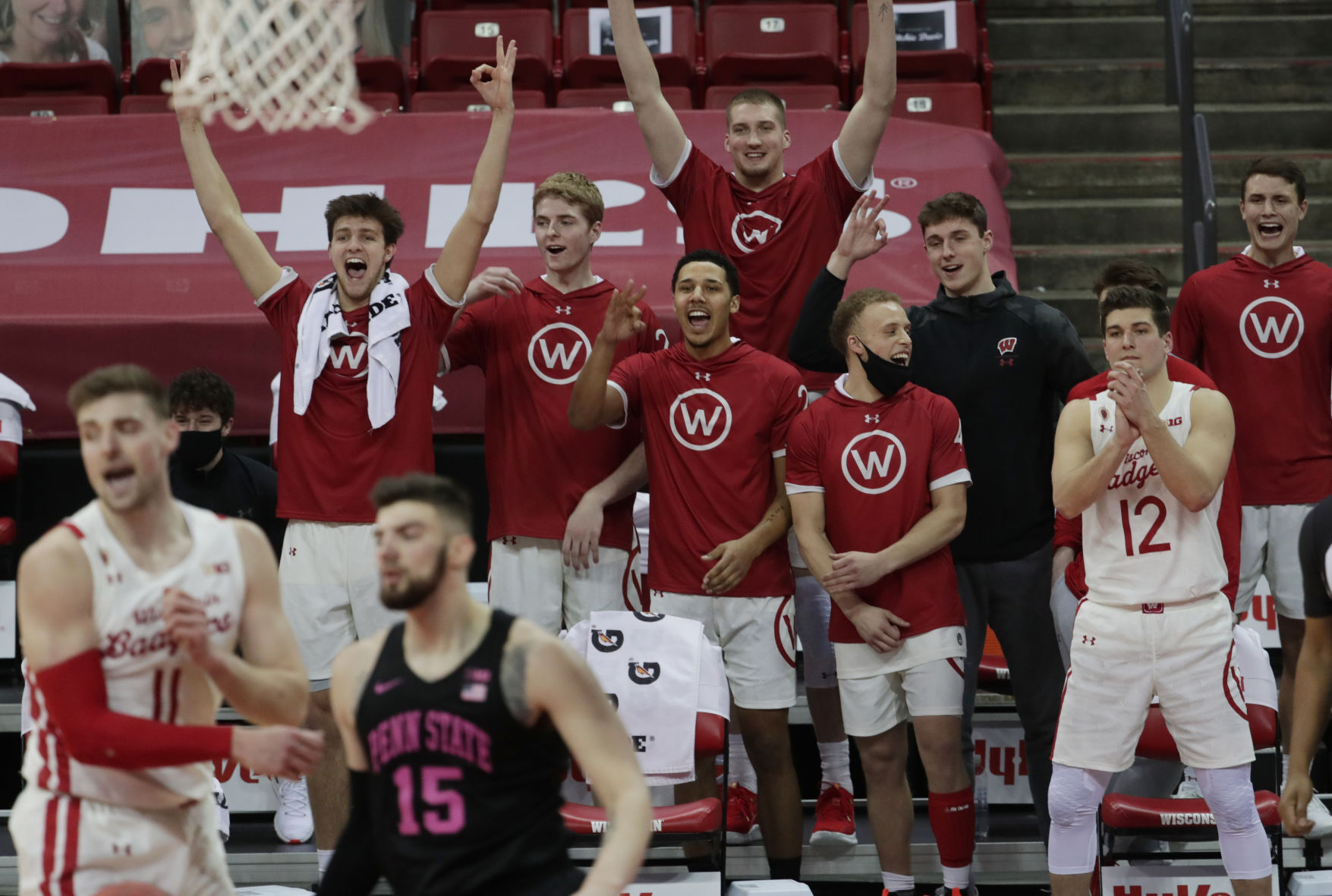 UW 72, Penn State 56